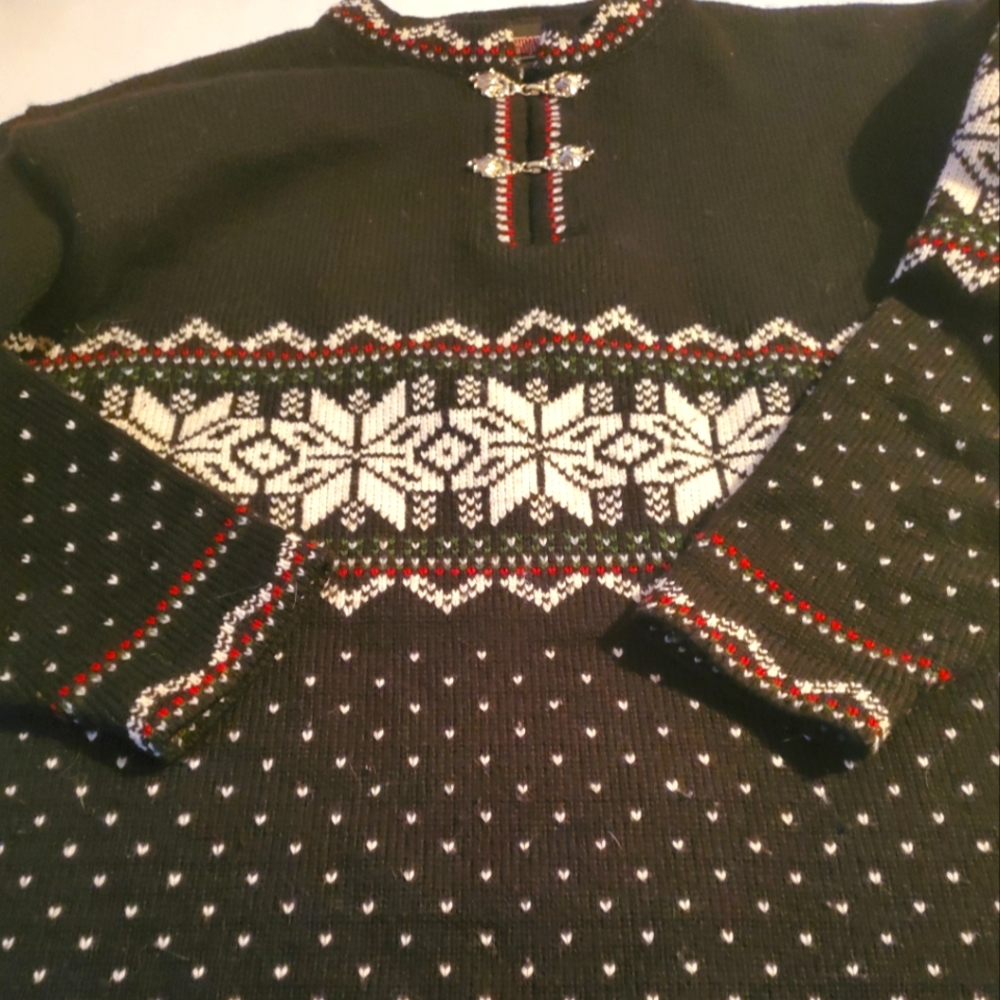 Norwegian 100% Wool Sweater sz Medium